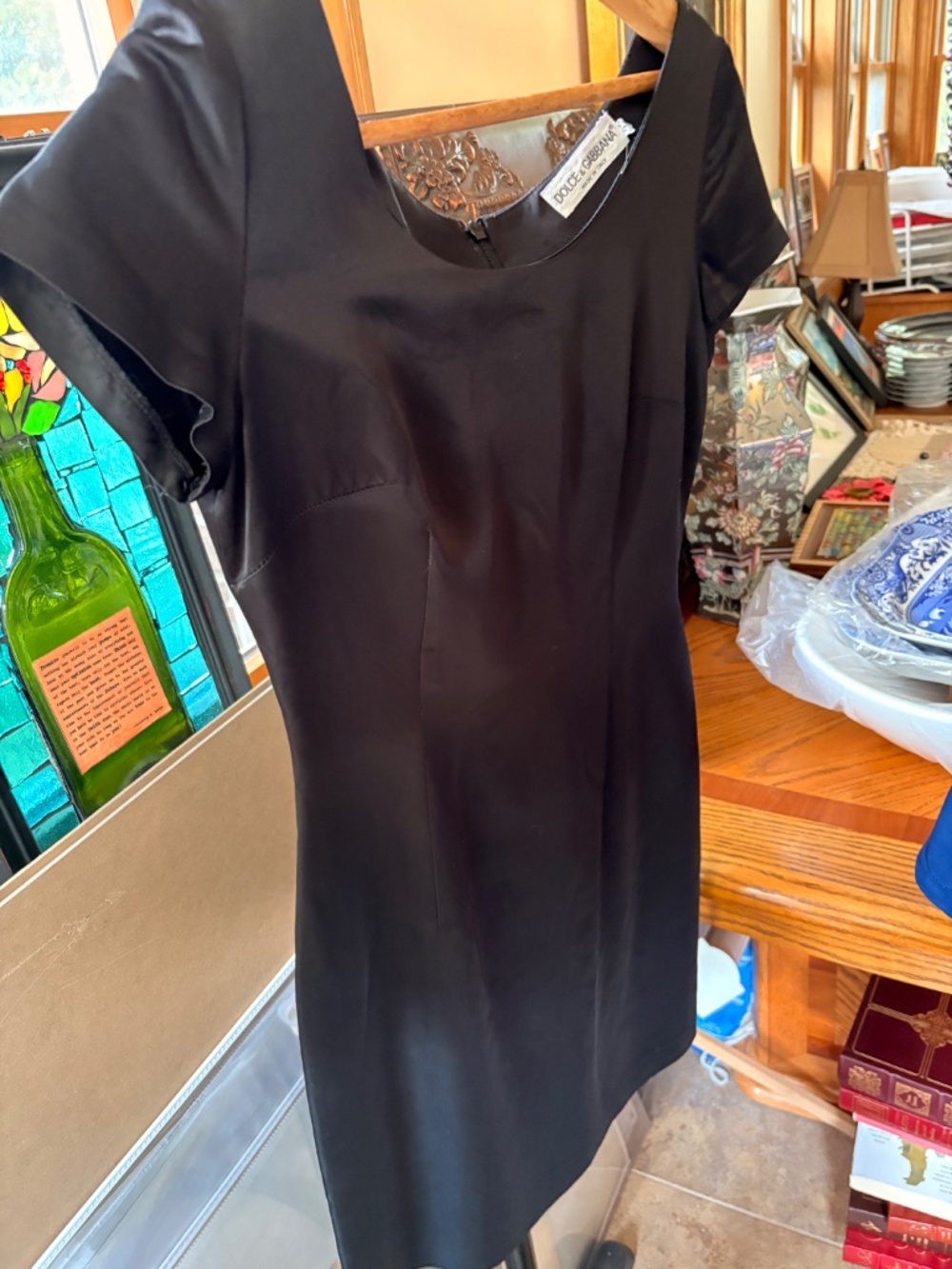 Dolce Gabbana Sexy Little Black Dress 100%Silk Satin Capsleeve Haute Designer 42
